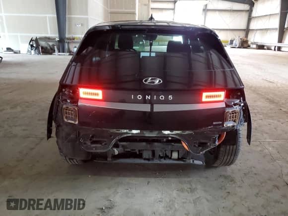 2022 Hyundai Ioniq 5 SE z VIN KM8KMDAF6NU082240, wystawiony jako Copart lot #69711204 z przebiegiem 60 205 mil mil oraz Szkoda całkowita • Salvage title. Historia ofert i sprzedaży dostępna na DreamBid. Obrazek 6.