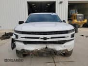 ✅ 2019 Chevrolet Silverado 1500 RST • VIN: 3GCUYEED1KG273840 • Lot: 83783625. Listed on Copart with 53,303 mi. Free auction sales archive from the USA and detailed vehicle history report at DreamBid. Image 5.