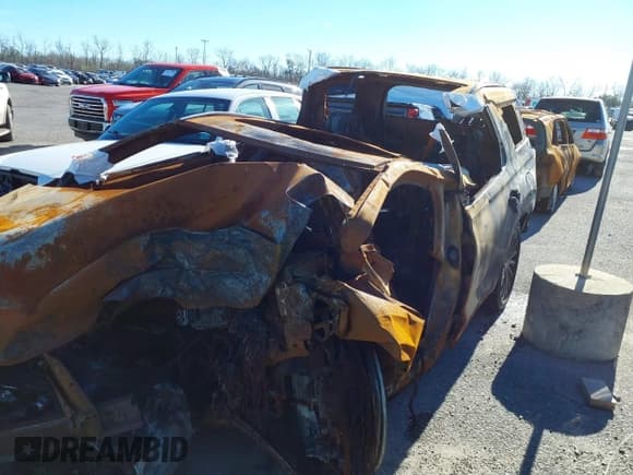 ✅ 2023 Hyundai Palisade Calligraphy • VIN: KM8R74GE8PU507674 • Лот: 39712191. Опубликован ранее на IAAI с пробегом Не указан. Бесплатный доступ к архиву аукционных продаж из США и подробный отчёт об истории автомобиля на DreamBid. Изображение 2.