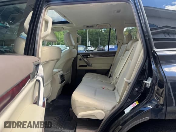 ✅ 2012 Lexus GX 460 Premium • VIN: JTJJM7FX2C5039814 • Лот: 70404015. Опубликован ранее на Copart с пробегом 135 695 миль. Бесплатный доступ к архиву аукционных продаж из США и подробный отчёт об истории автомобиля на DreamBid. Изображение 8.