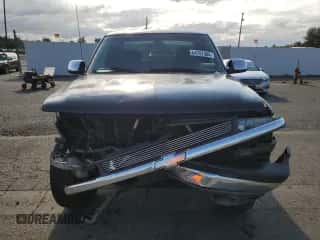 2000 Chevrolet Silverado 1500 LT z VIN 2GCEK19T9Y1375842, wystawiony jako Copart lot #64787384 z przebiegiem 242 729 mil mil oraz Szkoda całkowita • Salvage title. Historia ofert i sprzedaży dostępna na DreamBid. Obrazek 5.