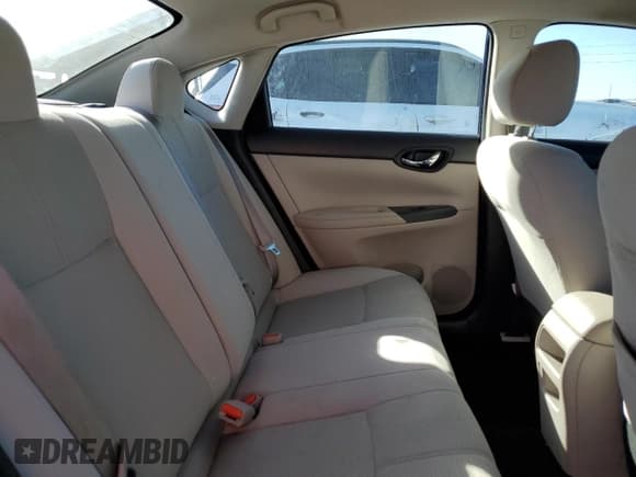 ✅ 2016 Nissan Sentra S • VIN: 3N1AB7AP0GY210345 • Lot: 92568025. Wystawiony na Copart z przebiegiem 100 054 mil. Bezpłatny archiwum sprzedaży aukcyjnych z USA i szczegółowy raport historii pojazdu na DreamBid. Zdjęcie 10.