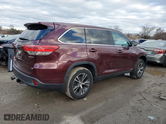 ✅ 2019 Toyota Highlander Hybrid LE • VIN: 5TDBGRFH5KS063939 • Лот: 40581394. Опубликован ранее на Copart с пробегом 48 729 миль. Бесплатный доступ к архиву аукционных продаж из США и подробный отчёт об истории автомобиля на DreamBid. Изображение 3.