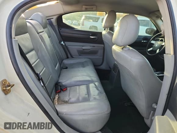 ✅ 2006 Dodge Charger • VIN: 2B3KA43G06H152582 • Лот: 90123285. Опубликован ранее на Copart с пробегом 259 982 миль. Бесплатный доступ к архиву аукционных продаж из США и подробный отчёт об истории автомобиля на DreamBid. Изображение 10.