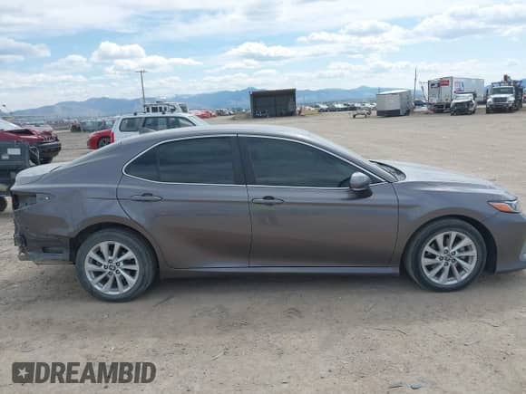 2022 Toyota Camry LE с VIN 4T1C11BK3NU052359, выставлен на аукционе IAAI как лот 42024476 с пробегом 37 688 миль миль и . История ставок и продаж доступна на DreamBid. Изображение 14.