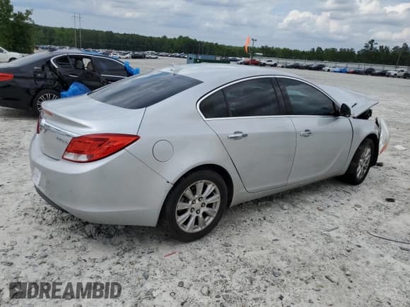 ✅ 2013 Buick Regal Premium 1 • VIN: 2G4GS5ER6D9220599 • Лот: 60376125. Опубликован ранее на Copart с пробегом 136 617 миль. Бесплатный доступ к архиву аукционных продаж из США и подробный отчёт об истории автомобиля на DreamBid. Изображение 3.