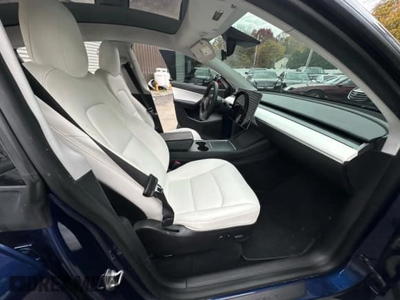 ✅ 2021 Tesla Model Y Performance • VIN: 5YJYGDEF1MF140908 • Lot: 91829155. Listed on Copart with 124,664 mi. Free auction sales archive from the USA and detailed vehicle history report at DreamBid. Image 5.