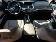 ✅ 2013 Honda Crosstour EX-L • VIN: 5J6TF2H5XDL005132 • Lot: 85477775. Listed on Copart with 221,958 mi. Free auction sales archive from the USA and detailed vehicle history report at DreamBid. Image 8.