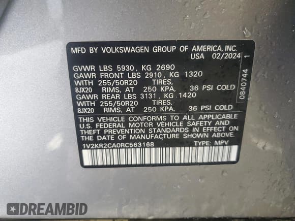 ✅ 2024 Volkswagen Atlas SE • VIN: 1V2KR2CA0RC563168 • Lot: 86453335. Listed on Copart with 35,632 mi. Free auction sales archive from the USA and detailed vehicle history report at DreamBid. Image 14.