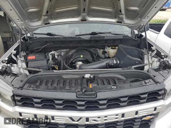 ✅ 2019 Chevrolet Silverado 1500 Custom • VIN: 1GCRYBEF4KZ388311 • Лот: 83715884. Опубликован ранее на Copart с пробегом 80 984 миль. Бесплатный доступ к архиву аукционных продаж из США и подробный отчёт об истории автомобиля на DreamBid. Изображение 11.