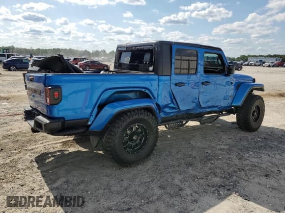✅ 2020 Jeep Gladiator Overland • VIN: 1C6HJTFG4LL162262 • Lot: 57261325. Wystawiony na Copart z przebiegiem 74 856 mil. Bezpłatny archiwum sprzedaży aukcyjnych z USA i szczegółowy raport historii pojazdu na DreamBid. Zdjęcie 3.