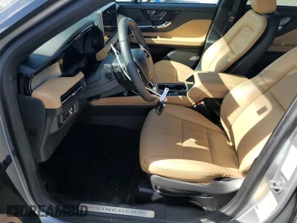 ✅ 2023 Lincoln Corsair Reserve • VIN: 5LMCJ2CA1PUL27285 • Lot: 60415455. Wystawiony na Copart z przebiegiem 6 650 mil. Bezpłatny archiwum sprzedaży aukcyjnych z USA i szczegółowy raport historii pojazdu na DreamBid. Zdjęcie 7.