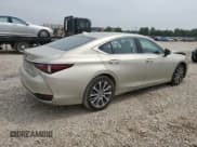 ✅ 2021 Lexus ES 250 • VIN: 58AD11D15MU008024 • Lot: 63755595. Wystawiony na Copart z przebiegiem 85 360 mil. Bezpłatny archiwum sprzedaży aukcyjnych z USA i szczegółowy raport historii pojazdu na DreamBid. Zdjęcie 3.