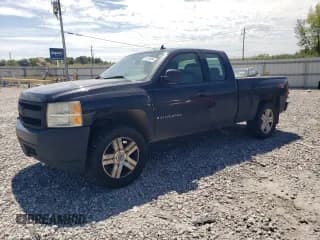 ✅ 2007 Chevrolet Silverado 1500 Work Truck • VIN: 2GCEK19C371693793 • Лот: 69755384. Опубликован ранее на Copart с пробегом 311 205 миль. Бесплатный доступ к архиву аукционных продаж из США и подробный отчёт об истории автомобиля на DreamBid. Изображение 1.