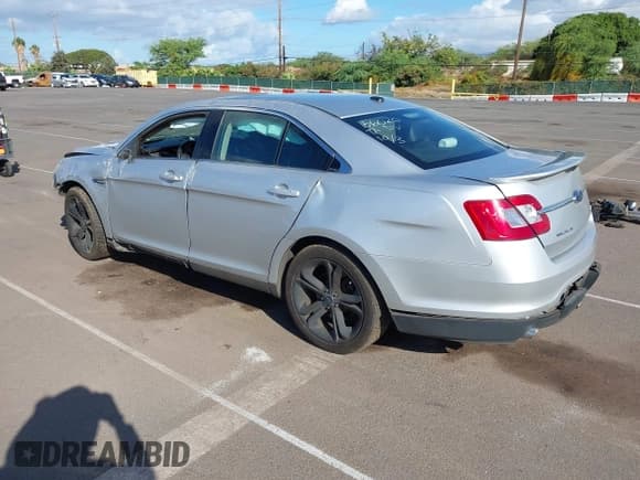 ✅ 2010 Ford Taurus SHO • VIN: 1FAHP2KT2AG103937 • Лот: 43411737. Опубликован ранее на IAAI с пробегом Не указан. Бесплатный доступ к архиву аукционных продаж из США и подробный отчёт об истории автомобиля на DreamBid. Изображение 3.