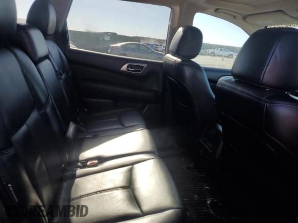 ✅ 2018 Nissan Pathfinder Platinum • VIN: 5N1DR2MN1JC677062 • Лот: 49581515. Опубликован ранее на Copart с пробегом 140 606 миль. Бесплатный доступ к архиву аукционных продаж из США и подробный отчёт об истории автомобиля на DreamBid. Изображение 10.