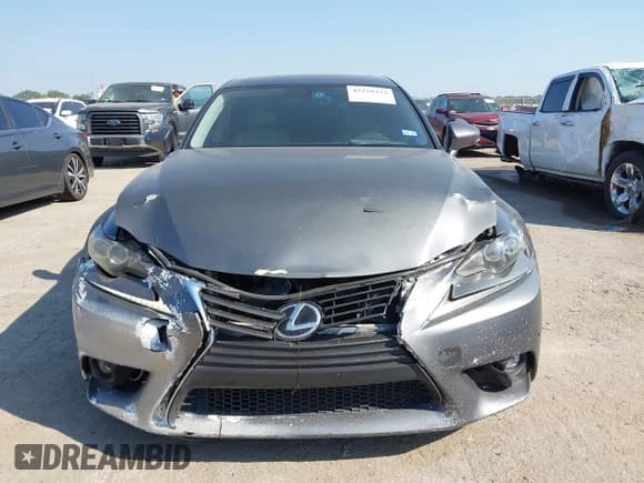 ✅ 2015 Lexus IS 250 • VIN: JTHBF1D20F5049007 • Lot: 43228432. Wystawiony na IAAI z przebiegiem 198 624 mil. Bezpłatny archiwum sprzedaży aukcyjnych z USA i szczegółowy raport historii pojazdu na DreamBid. Zdjęcie 12.