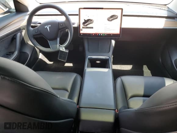 ✅ 2022 Tesla Model 3 Long Range • VIN: 5YJ3E1EB1NF361325 • Lot: 69379205. Wystawiony na Copart z przebiegiem 34 696 mil. Bezpłatny archiwum sprzedaży aukcyjnych z USA i szczegółowy raport historii pojazdu na DreamBid. Zdjęcie 8.