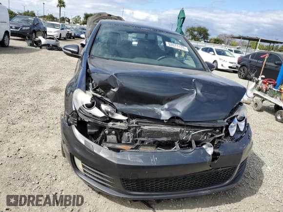 ✅ 2011 Volkswagen Golf GTI PZEV • VIN: WVWFD7AJ2BW312013 • Лот: 53571175. Опубликован ранее на Copart с пробегом 110 403 миль. Бесплатный доступ к архиву аукционных продаж из США и подробный отчёт об истории автомобиля на DreamBid. Изображение 5.