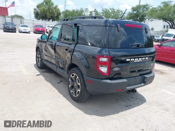 ✅ 2023 Ford Bronco Sport Outer Banks • VIN: 3FMCR9C64PRD54763 • Lot: 42377585. Listed on IAAI with 26,928 mi. Free auction sales archive from the USA and detailed vehicle history report at DreamBid. Image 3.