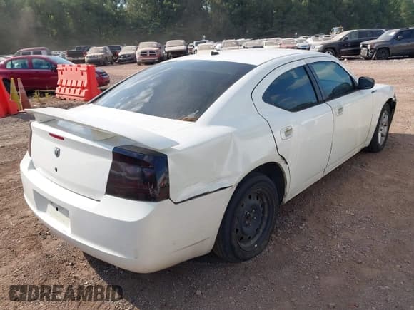 ✅ 2008 Dodge Charger • VIN: 2B3KA43G48H198225 • Lot: 43157094. Listed on IAAI with 305,446 mi. Free auction sales archive from the USA and detailed vehicle history report at DreamBid. Image 4.