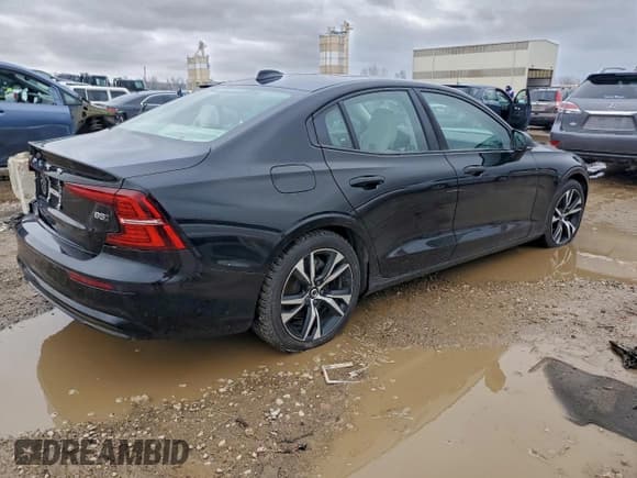 ✅ 2023 Volvo S60 Core Dark Theme • VIN: 7JRL12TV7PG239318 • Lot: 95530045. Listed on Copart with 88,150 mi. Free auction sales archive from the USA and detailed vehicle history report at DreamBid. Image 3.