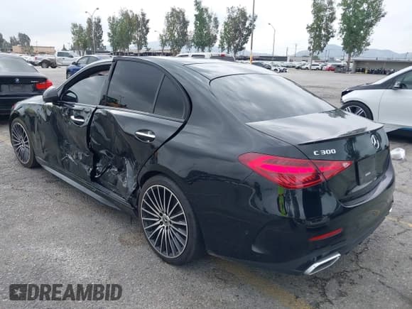 ✅ 2023 Mercedes-Benz C 300 • VIN: W1KAF4GB8PR136695 • Lot: 42115857. Listed on IAAI with 87,685 mi. Free auction sales archive from the USA and detailed vehicle history report at DreamBid. Image 3.