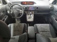 ✅ 2014 Scion xB • VIN: JTLZE4FEXEJ059615 • Lot: 59389725. Wystawiony na Copart z przebiegiem 63 175 mil. Bezpłatny archiwum sprzedaży aukcyjnych z USA i szczegółowy raport historii pojazdu na DreamBid. Zdjęcie 8.