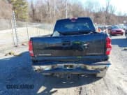 ✅ 2005 Chevrolet Silverado 2500HD LS • VIN: 1GCHK23U65F800202 • Lot: 41501212. Wystawiony na IAAI z przebiegiem 247 454 mil. Bezpłatny archiwum sprzedaży aukcyjnych z USA i szczegółowy raport historii pojazdu na DreamBid. Zdjęcie 16.