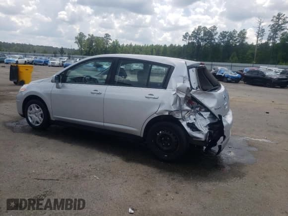 ✅ 2010 Nissan Versa S • VIN: 3N1BC1CP8AL454292 • Lot: 55031695. Listed on Copart with 119,095 mi. Free auction sales archive from the USA and detailed vehicle history report at DreamBid. Image 2.