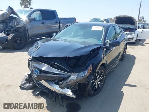 ✅ 2024 Toyota Camry Hybrid SE • VIN: 4T1S31AK0RU626316 • Lot: 42588176. Listed on IAAI with 11,238 mi. Free auction sales archive from the USA and detailed vehicle history report at DreamBid. Image 2.