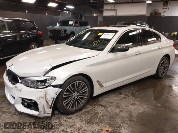✅ 2018 BMW 5 Series 540i xDrive • VIN: WBAJE7C59JWC56500 • Lot: 41719212. Listed on IAAI with 73,623 mi. Free auction sales archive from the USA and detailed vehicle history report at DreamBid. Image 2.