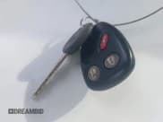 ✅ 2005 Chevrolet Silverado 2500HD LS • VIN: 1GCHK23275F915180 • Lot: 43714299. Wystawiony na IAAI z przebiegiem 135 346 mil. Bezpłatny archiwum sprzedaży aukcyjnych z USA i szczegółowy raport historii pojazdu na DreamBid. Zdjęcie 11.