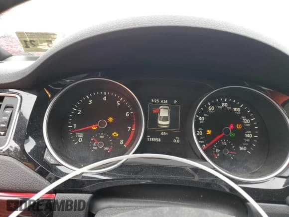 ✅ 2016 Volkswagen Jetta GLI SE • VIN: 3VW4T7AJ4GM318944 • Lot: 72075425. Listed on Copart with 178,958 mi. Free auction sales archive from the USA and detailed vehicle history report at DreamBid. Image 9.