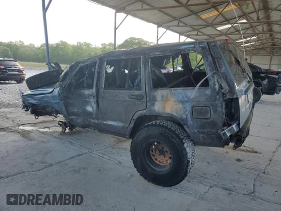 ✅ 1997 Jeep Cherokee SE • VIN: 1J4FJ28S3VL552181 • Lot: 53234135. Wystawiony na Copart z przebiegiem Nie podano. Bezpłatny archiwum sprzedaży aukcyjnych z USA i szczegółowy raport historii pojazdu na DreamBid. Zdjęcie 2.