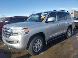 ✅ 2018 Toyota Land Cruiser • VIN: JTMCY7AJ0J4067276 • Лот: 88313935. Опубликован ранее на Copart с пробегом 17 838 миль. Бесплатный доступ к архиву аукционных продаж из США и подробный отчёт об истории автомобиля на DreamBid. Изображение 1.