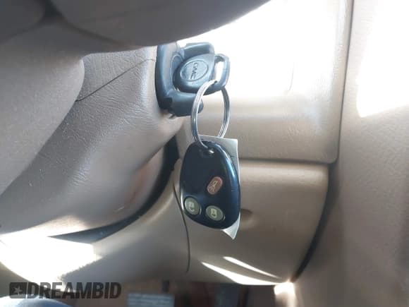 ✅ 2002 GMC Envoy SLT • VIN: 1GKDS13SX22440026 • Lot: 41716249. Wystawiony na IAAI z przebiegiem 179 141 mil. Bezpłatny archiwum sprzedaży aukcyjnych z USA i szczegółowy raport historii pojazdu na DreamBid. Zdjęcie 11.