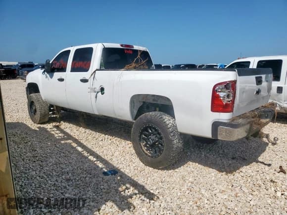 ✅ 2010 Chevrolet Silverado 2500HD LT • VIN: 1GC4KXB62AF119964 • Lot: 64187695. Wystawiony na Copart z przebiegiem 159 844 mil. Bezpłatny archiwum sprzedaży aukcyjnych z USA i szczegółowy raport historii pojazdu na DreamBid. Zdjęcie 2.