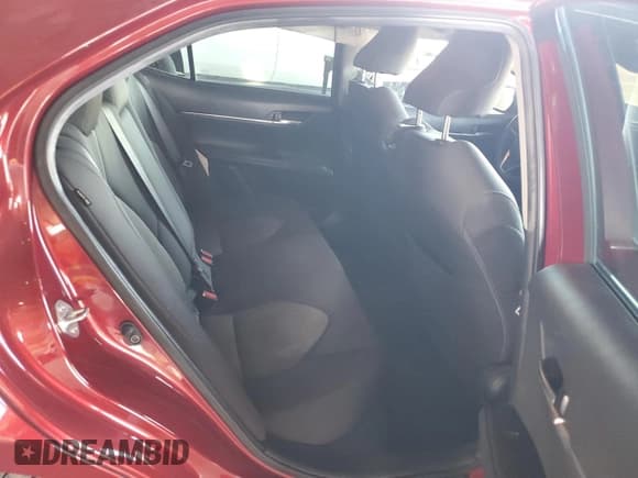 ✅ 2021 Toyota Camry LE • VIN: 4T1C11AK2MU577039 • Lot: 92267255. Listed on Copart with 90,989 mi. Free auction sales archive from the USA and detailed vehicle history report at DreamBid. Image 10.