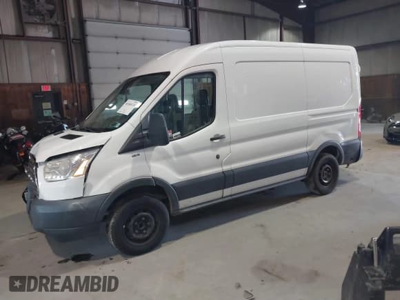 ✅ 2016 Ford Transit Cargo • VIN: 1FTYR1CM8GKA27958 • Lot: 40308535. Listed on IAAI with 106,352 mi. Free auction sales archive from the USA and detailed vehicle history report at DreamBid. Image 22.