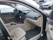 ✅ 2010 Mercedes-Benz C 300 Sport • VIN: WDDGF8BB0AF414121 • Lot: 43698734. Listed on IAAI with 174,508 mi. Free auction sales archive from the USA and detailed vehicle history report at DreamBid. Image 5.