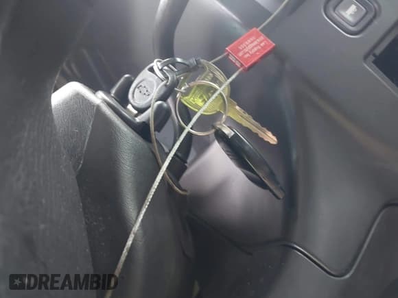 ✅ 2005 Chevrolet Express Cargo • VIN: 1GCFG15X751196098 • Lot: 42689221. Listed on IAAI with 467,793 mi. Free auction sales archive from the USA and detailed vehicle history report at DreamBid. Image 11.