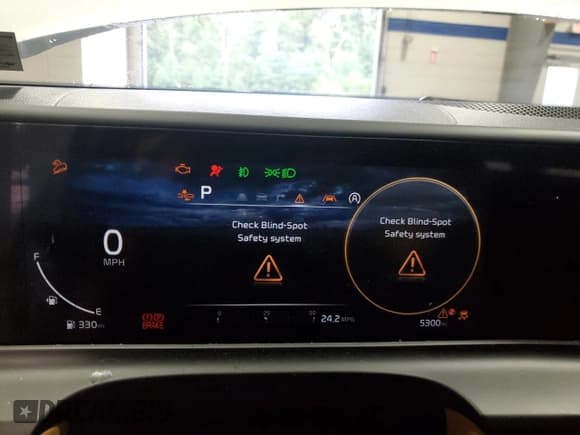 ✅ 2025 Kia Seltos EX • VIN: KNDERCAA5S7680573 • Лот: 81071895. Опубликован ранее на Copart с пробегом 5 300 миль. Бесплатный доступ к архиву аукционных продаж из США и подробный отчёт об истории автомобиля на DreamBid. Изображение 9.