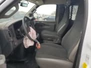 ✅ 2025 GMC Savana Cargo • VIN: 1GTW7AFP6S1217789 • Лот: 93034565. Опубликован ранее на Copart с пробегом Не указан. Бесплатный доступ к архиву аукционных продаж из США и подробный отчёт об истории автомобиля на DreamBid. Изображение 7.