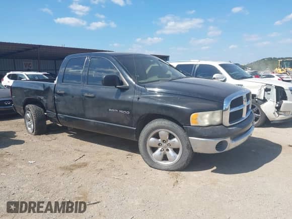 2004 Dodge 1500 SLT z VIN 1D7HA18N74S702497, wystawiony jako IAAI lot #43312429 z przebiegiem 209 286 mil mil oraz . Historia ofert i sprzedaży dostępna na DreamBid. Obrazek 1.