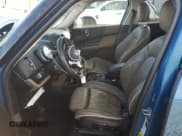 ✅ 2019 MINI Countryman Cooper S E • VIN: WMZYU7C57K3F94114 • Lot: 90510175. Wystawiony na Copart z przebiegiem Nie podano. Bezpłatny archiwum sprzedaży aukcyjnych z USA i szczegółowy raport historii pojazdu na DreamBid. Zdjęcie 7.