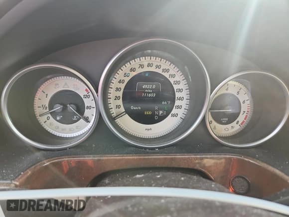 ✅ 2014 Mercedes-Benz E 350 Sport • VIN: WDDHF8JBXEA823655 • Лот: 91210715. Опубликован ранее на Copart с пробегом 111 603 миль. Бесплатный доступ к архиву аукционных продаж из США и подробный отчёт об истории автомобиля на DreamBid. Изображение 9.