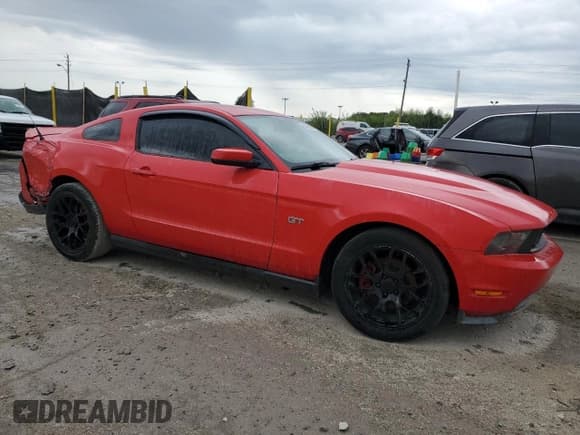 ✅ 2010 Ford Mustang GT • VIN: 1ZVBP8CH0A5162409 • Lot: 69680435. Listed on Copart with 191,280 mi. Free auction sales archive from the USA and detailed vehicle history report at DreamBid. Image 4.