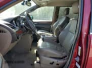 ✅ 2014 Chrysler Town & Country Touring L • VIN: 2C4RC1CG8ER113608 • Лот: 85181495. Опубликован ранее на Copart с пробегом 236 908 миль. Бесплатный доступ к архиву аукционных продаж из США и подробный отчёт об истории автомобиля на DreamBid. Изображение 7.