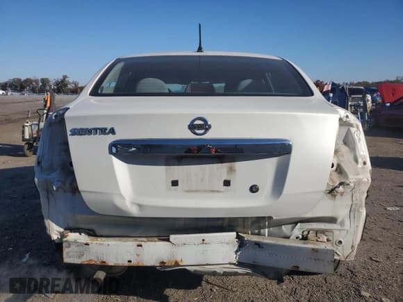 ✅ 2010 Nissan Sentra SR • VIN: 3N1AB6AP9AL611651 • Lot: 86503335. Wystawiony na Copart z przebiegiem 175 800 mil. Bezpłatny archiwum sprzedaży aukcyjnych z USA i szczegółowy raport historii pojazdu na DreamBid. Zdjęcie 6.